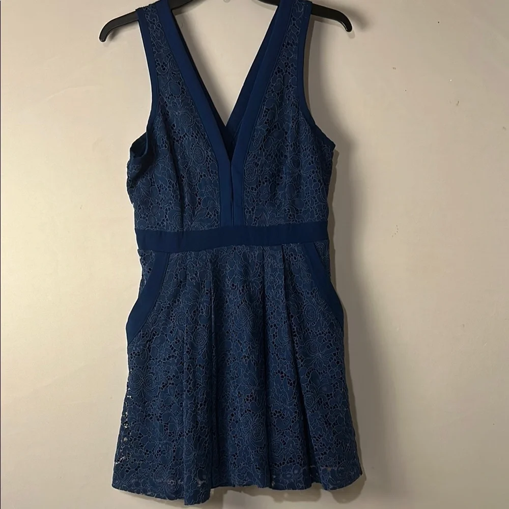 FREE PEOPLE Lovely In Lace Black Mini Dress Blue Pockets Zip Size Small Petite